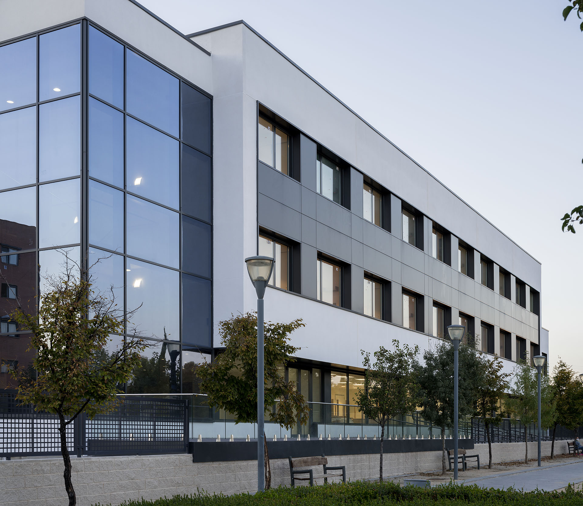 公园中的养老住宅-16