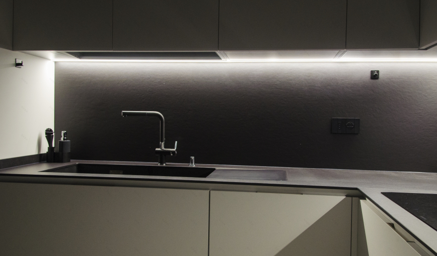 黑白风格公寓的节能环保设计-36