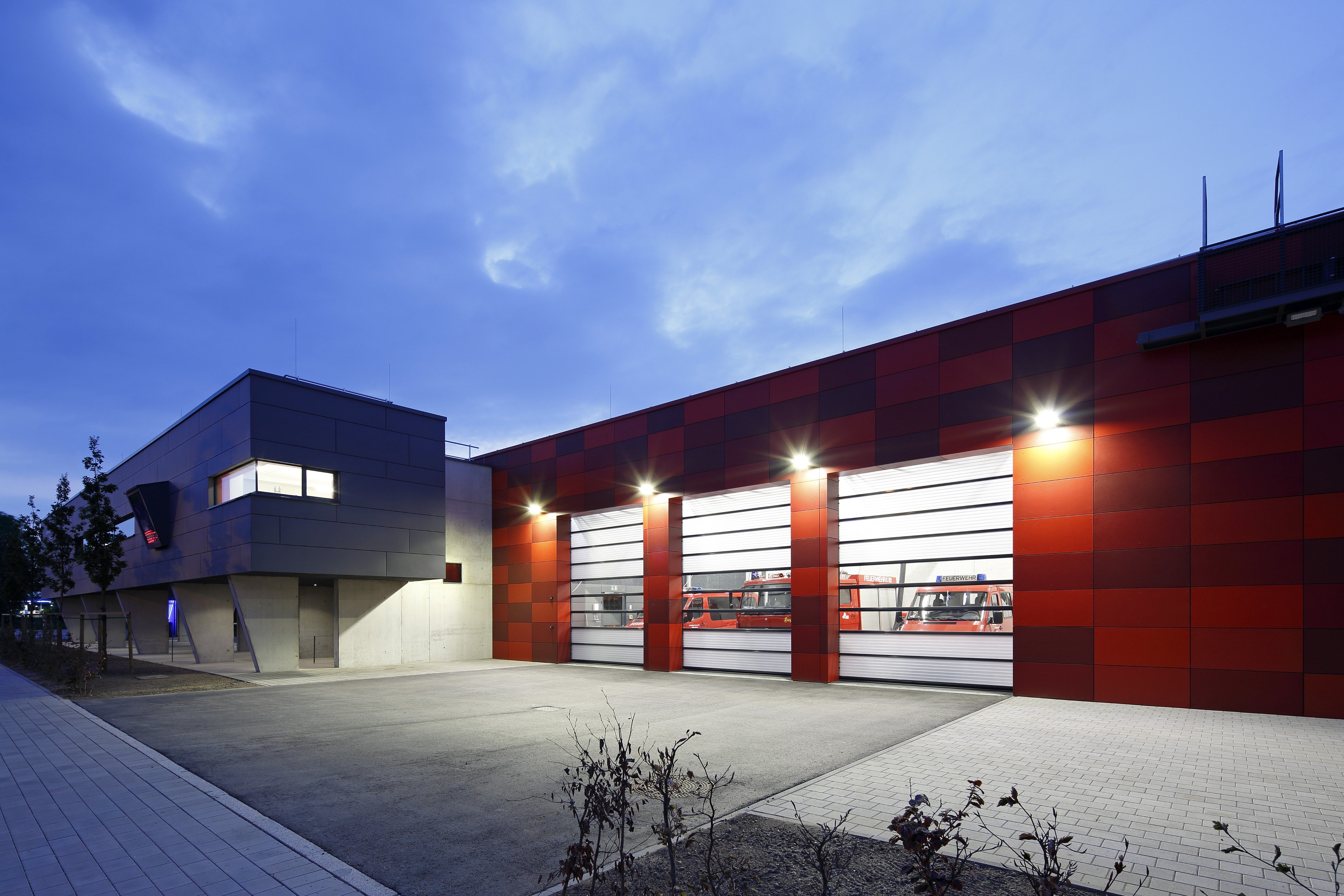 Fire station- Nueva estación de bomberos- Nuovi vigili del fuoco- Ny brandkår- Neubau Feuerwehr, HochBauAmt Regensburg Germany-33