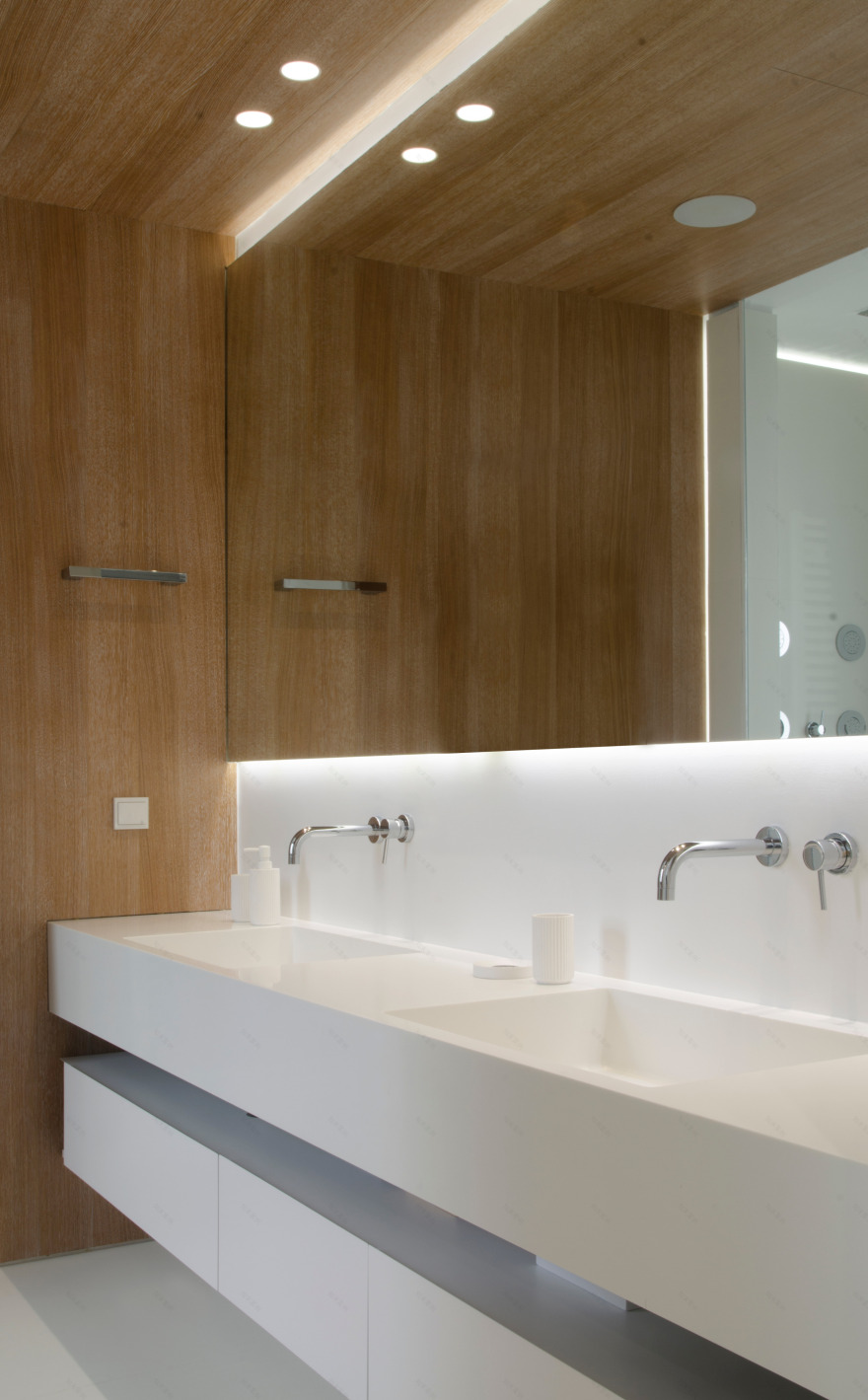 雅典豪华别墅,都市与自然的和谐交融-15