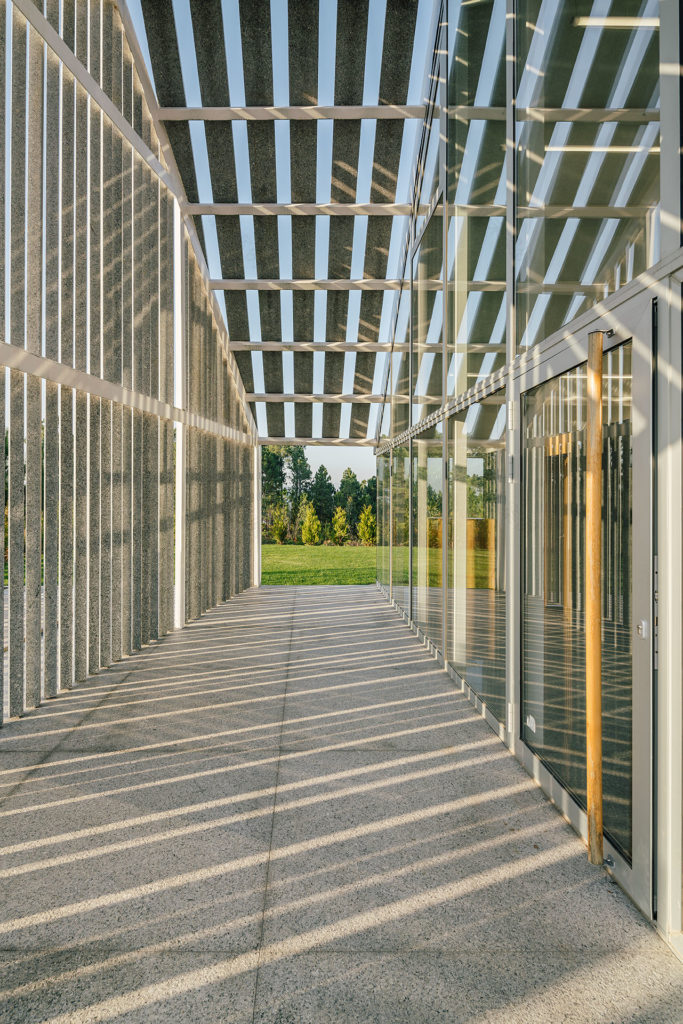 极简工业风,石材的魅力演绎-8