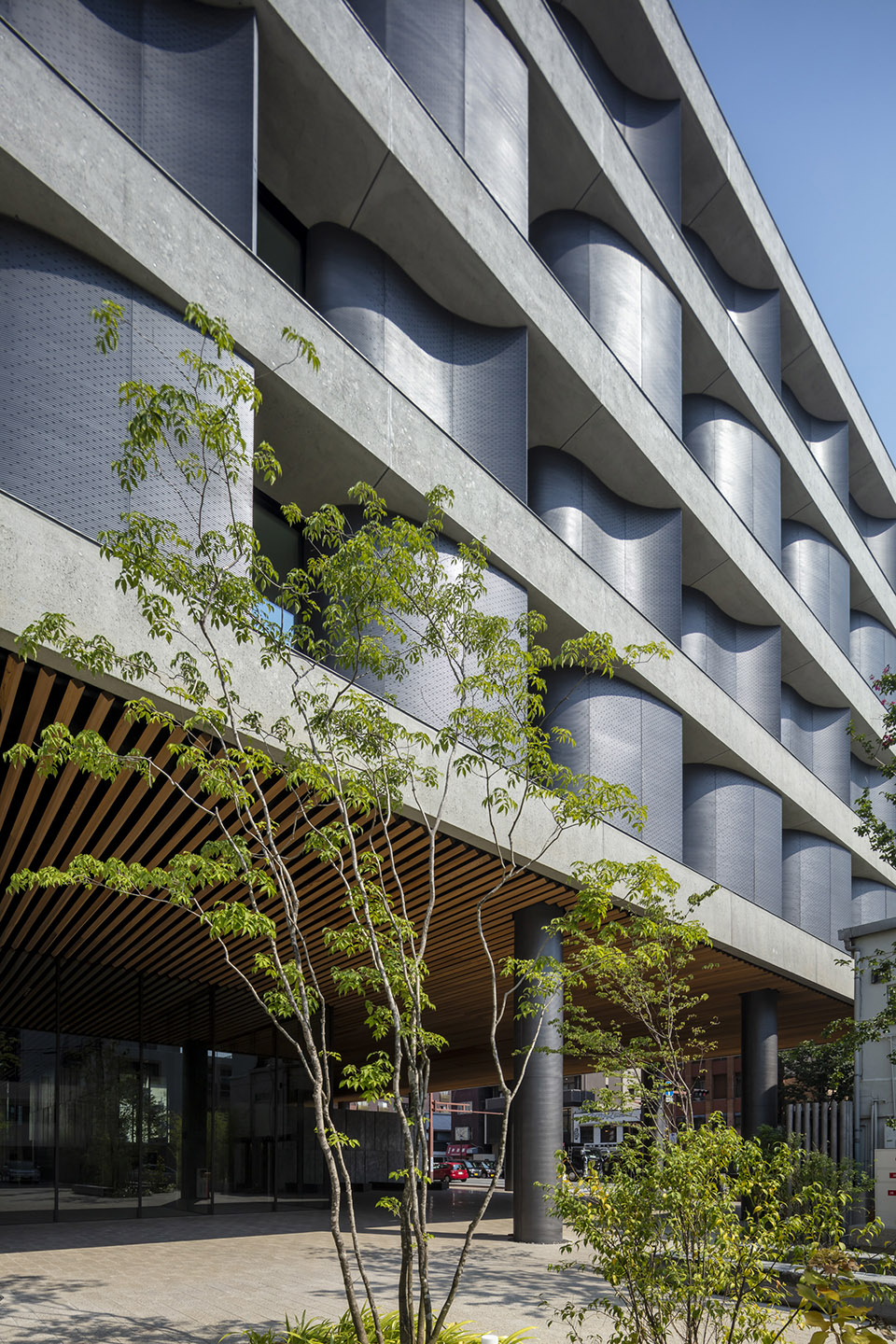 熊本城下町 · 融合环境特色的现代办公建筑丨日本熊本丨日建设计-77