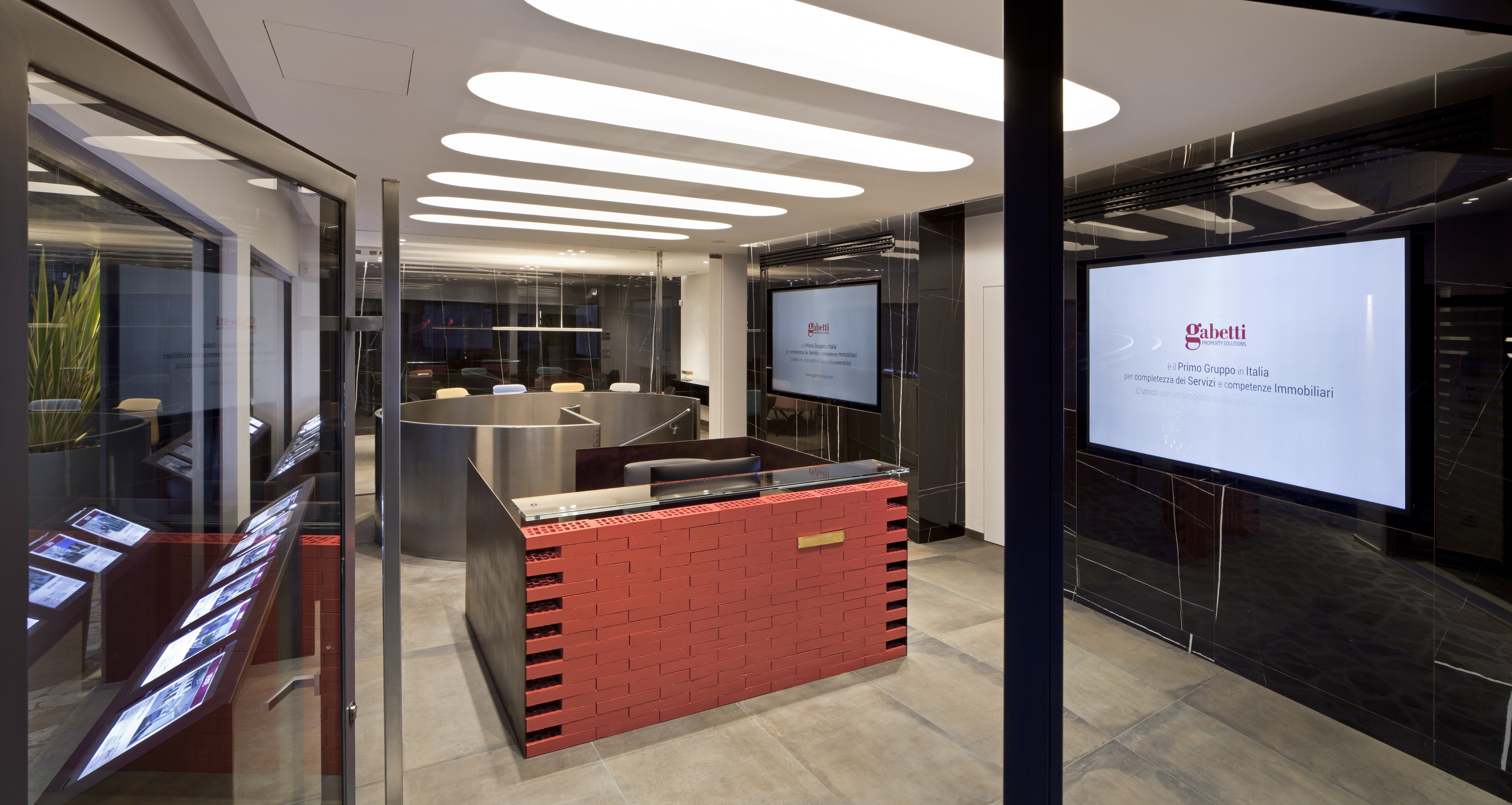 Gabetti Agency · 融合城市景观的室内设计-1