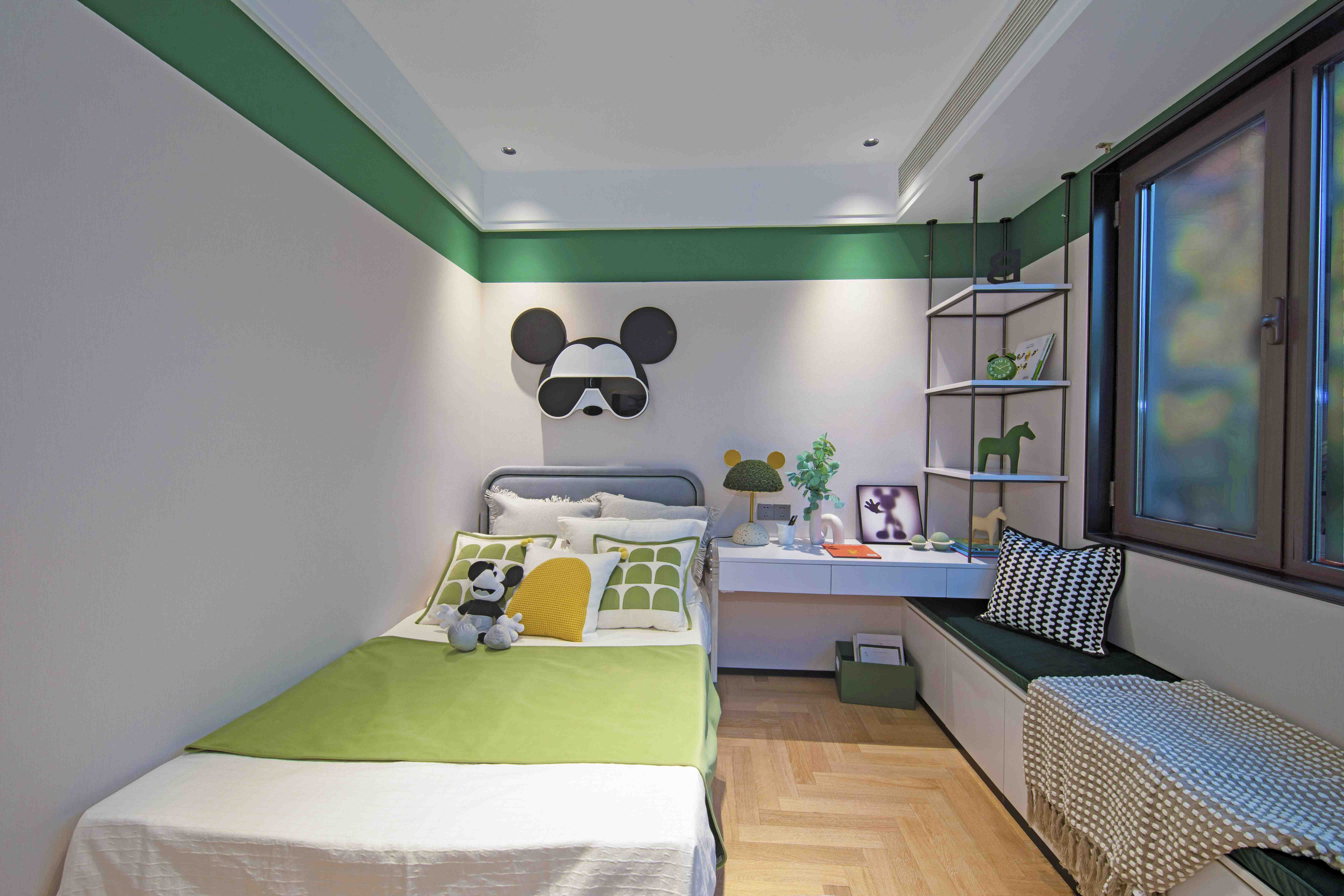 淡雅的烟火/凌朋伟/2022/02-23