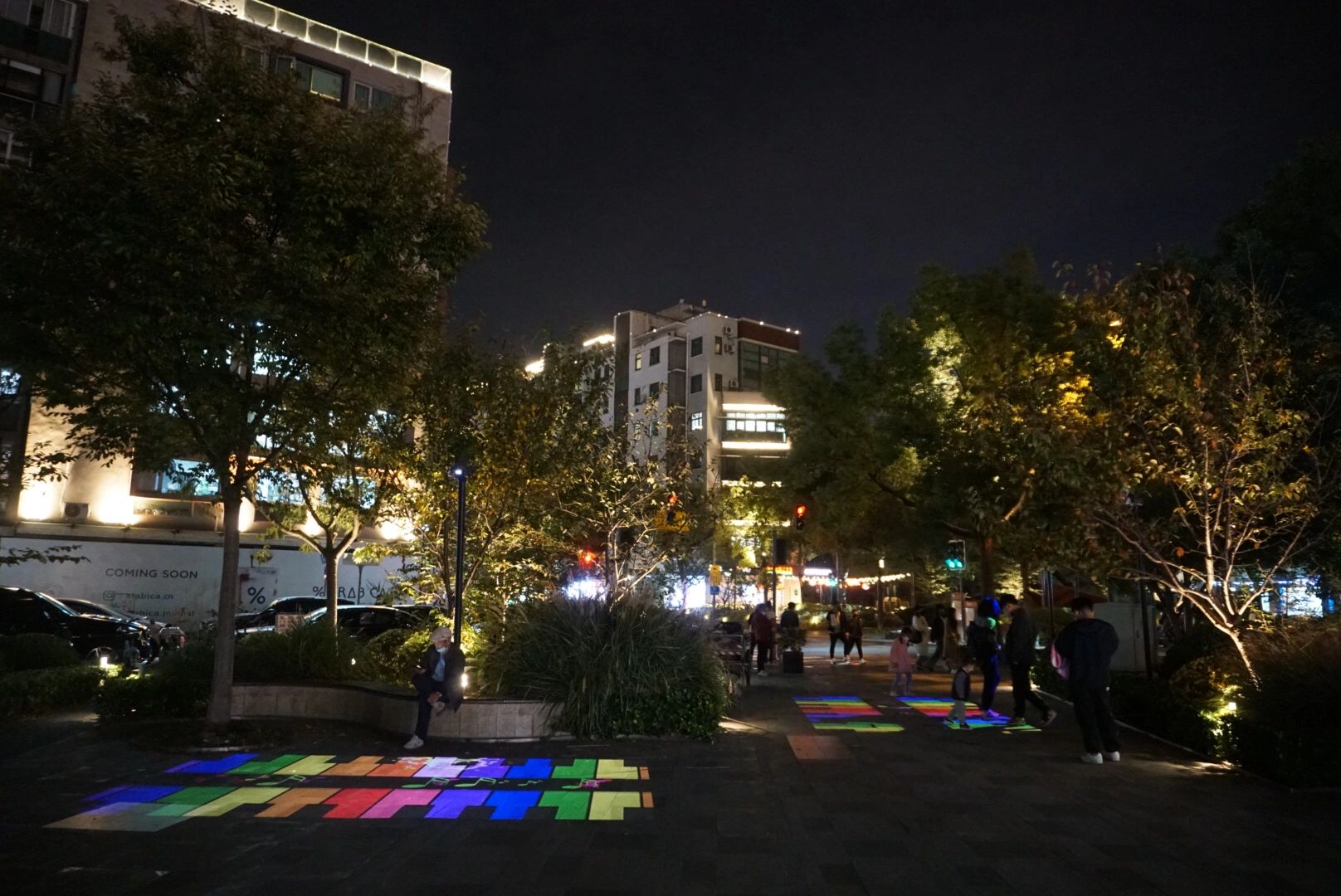 大学路街头公园互动投影灯设计-5